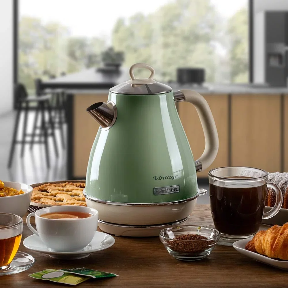 Chaleira Elétrica Vintage Verde 1,7L 127V 1500W - Ariete
