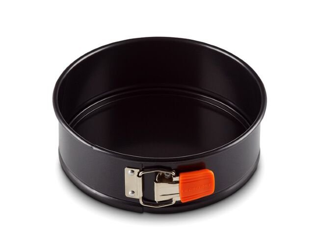 Forma Redonda 24cm Fundo Removível - Le Creuset