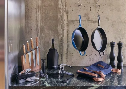 Abridor Saca Rolha e Corta Cápsula Matte Black - Le Creuset