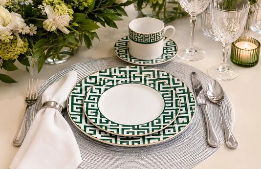 Aparelho de Jantar Grecco Porcelana 42 Peças Verde com Filado Dourado - Full Fit