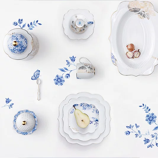 Bule Pequeno Royal White Pip Studio