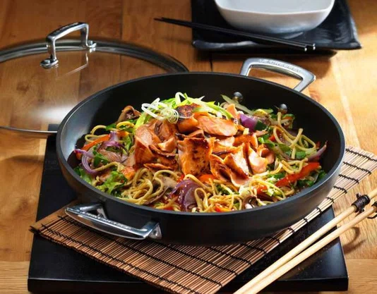 Caçarola Baixa 30cm Non-stick Cerâmica Essential - Le Creuset