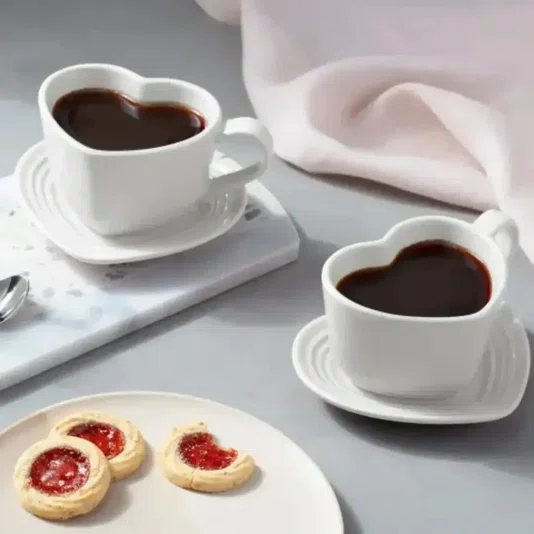 Caneca Coração com Pires 220ml Branco White - Le Creuset