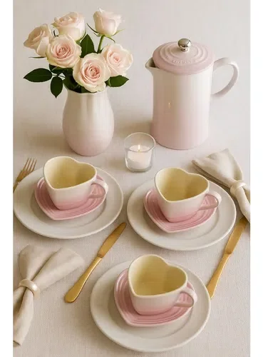 Caneca Coração com Pires 220ml Rosa Shell Pink - Le Creuset