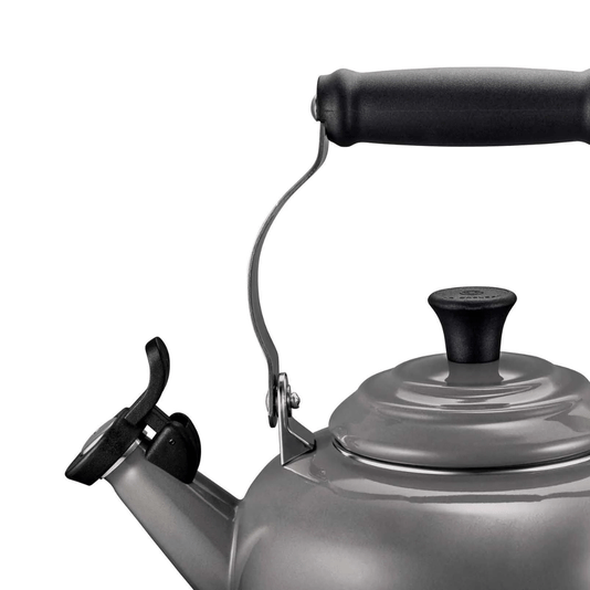 Chaleira Clássica Tradicional Flint - Le Creuset