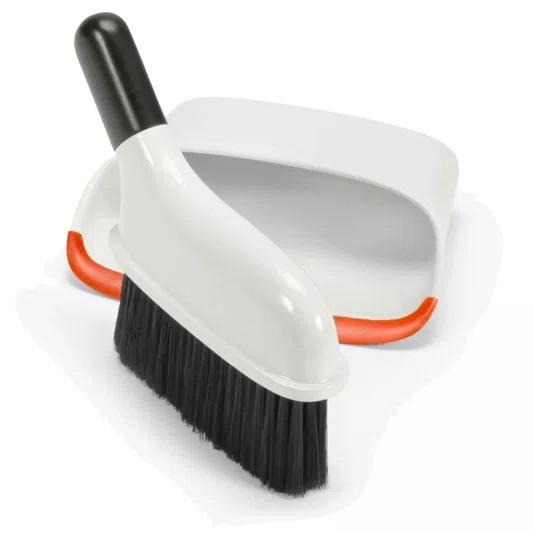 Escova e Pá para Limpeza em Nailon - OXO