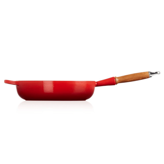 Frigideira Saute com Cabo de Madeira 28cm Signature Vermelha - Le Creuset