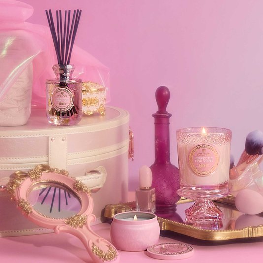Mini Vela Lata Wicked Perfectly Pink Yuzu 25 Horas - Voluspa