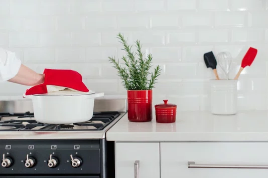 Porta Condimentos Pequeno 200ml Vermelho - Le Creuset
