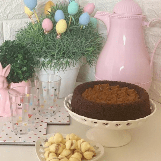Prato para Doce de Cerâmica Branco com Borda de Coração 20cm