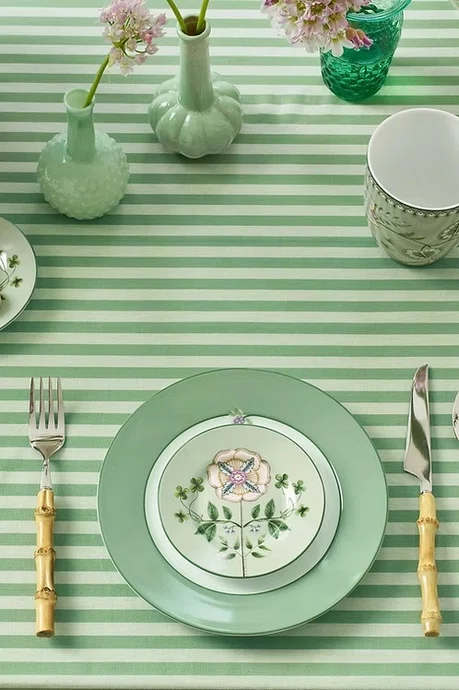 Prato Petit Four Lily & Lotus Verde Claro - Pip Studio
