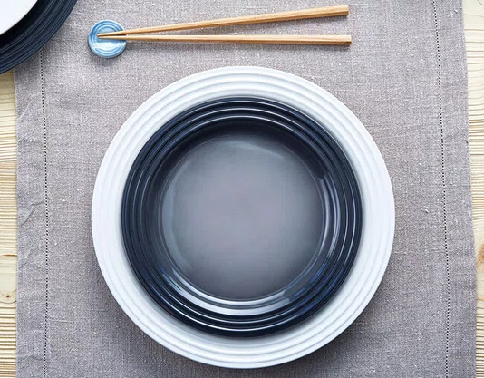 Prato Redondo Branco 27cm - Le Creuset