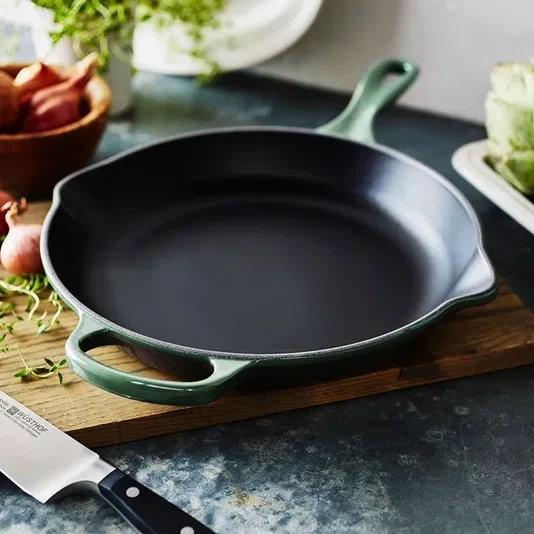 Skillet Frigideira Redonda com Alça Signature 26cm Verde Artichaut - Le Creuset