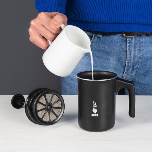 Tuttocrema Cremeira Alumínio Preta 330ml - Bialetti
