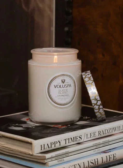 Vela Pote Vidro G 100h Maison Suede Blanc - Voluspa
