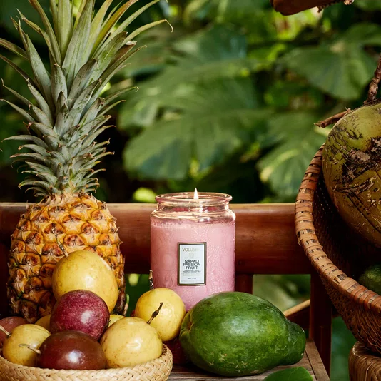 Vela Pote Vidro G 100h Relevo Napali Passion Fruit - Voluspa