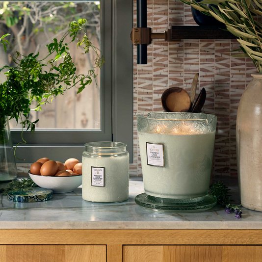Vela Pote Vidro Luxe 140h French Cade Lavender - Voluspa