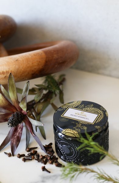 Vela Pote Vidro P 25h Relevo Moso Bamboo - Voluspa