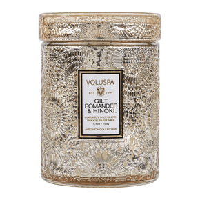 Mini Vela Pote de Vidro 50h Relevo Gilt Pomander e Hinoki - Voluspa