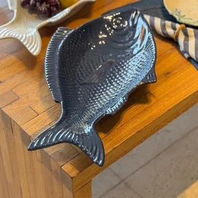 Prato Melamina Formato Peixe Grande Azul 51x18,5 - Entrecasa