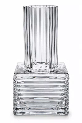 Vaso Vidro Base Quadrada Listras Grande Vidro Transparente 14,5x14,5x30cm - Entrecasa