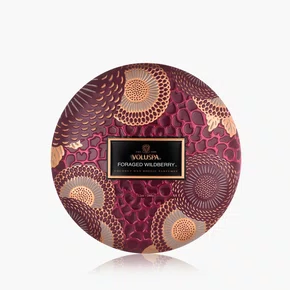 Vela Lata 3 Pavios Relevo Foraged Wildberry 60h - Voluspa