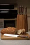 Faca para Pão Renaissance em Aço Inox e Cabo em Madeira - Mundial