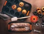 Forma 12 Mini Bundts - Le Creuset