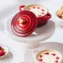 Mini Cocotte 10cm com Pegador Coração Dourado Vermelho Cerise - Le Creuset