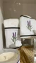 Toalha Branca com Faixa Branca Bordada Lavanda - Mameg