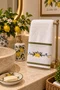 Toalha de Lavabo com a Aplicaçao Limão Siciliano Bordado Positano.